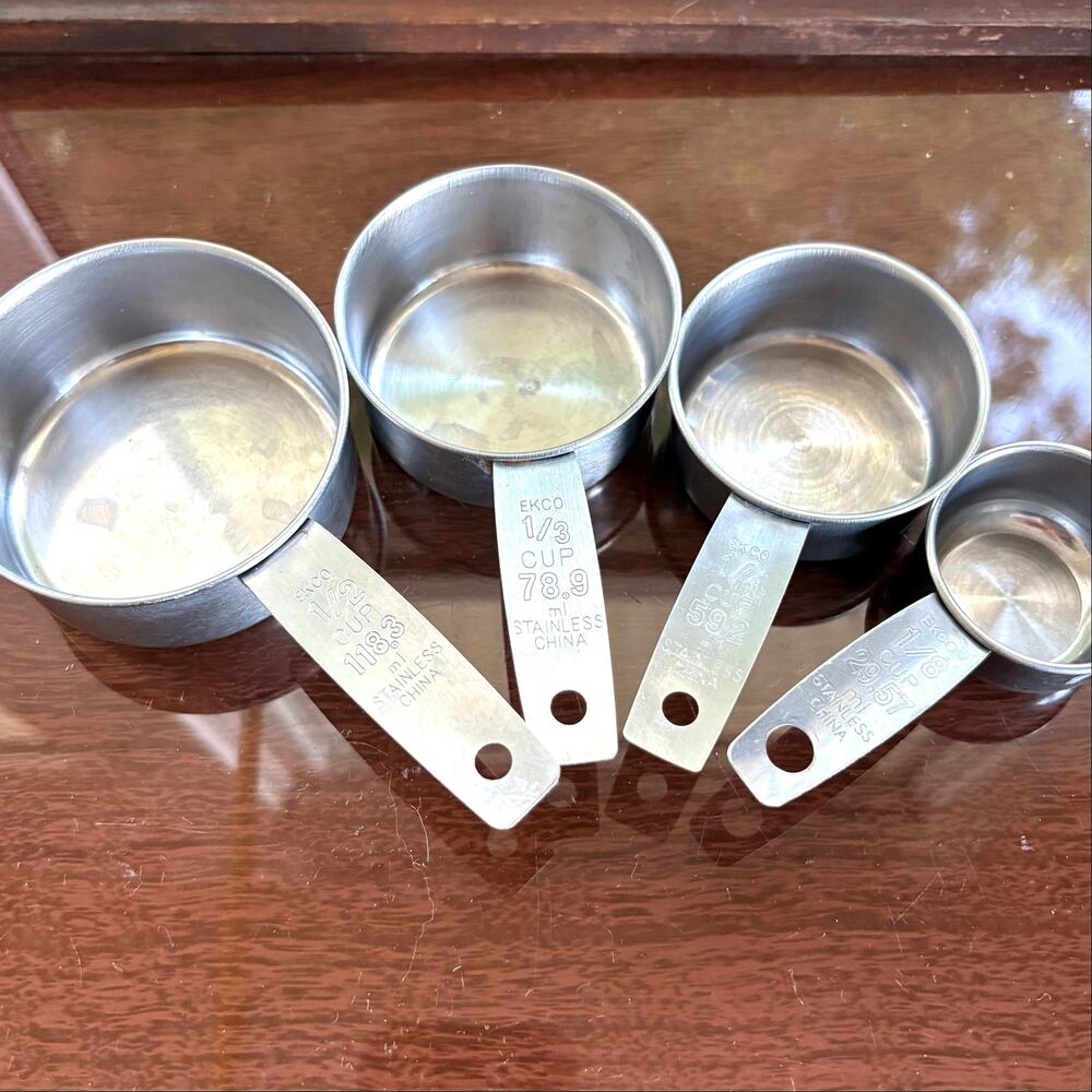 Vintage EKCO Stainless Steel Measuring Cups Set, 4 Piece Kitchen